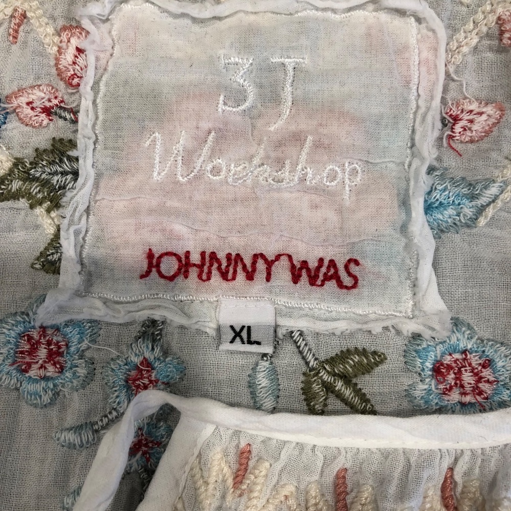 Johnny Was 3J Workshop Top - Picture 6 of 8